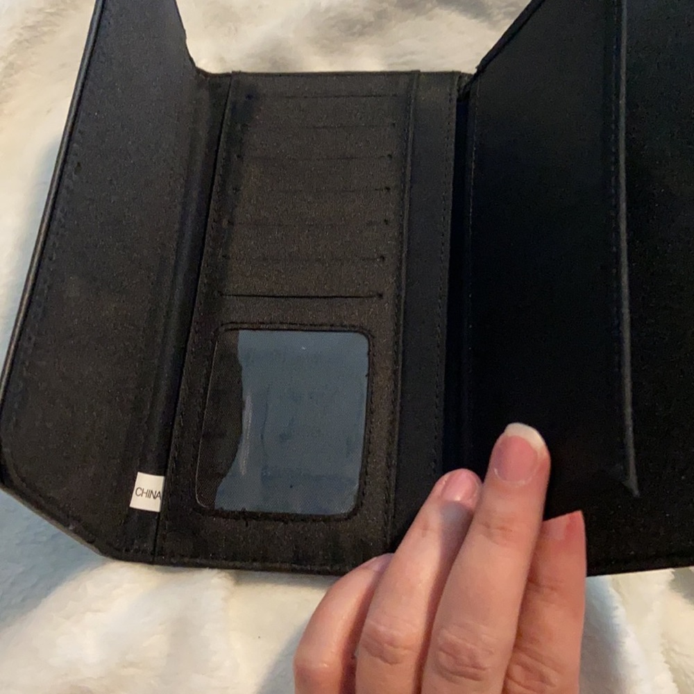 Wallet - Picture 4 of 4